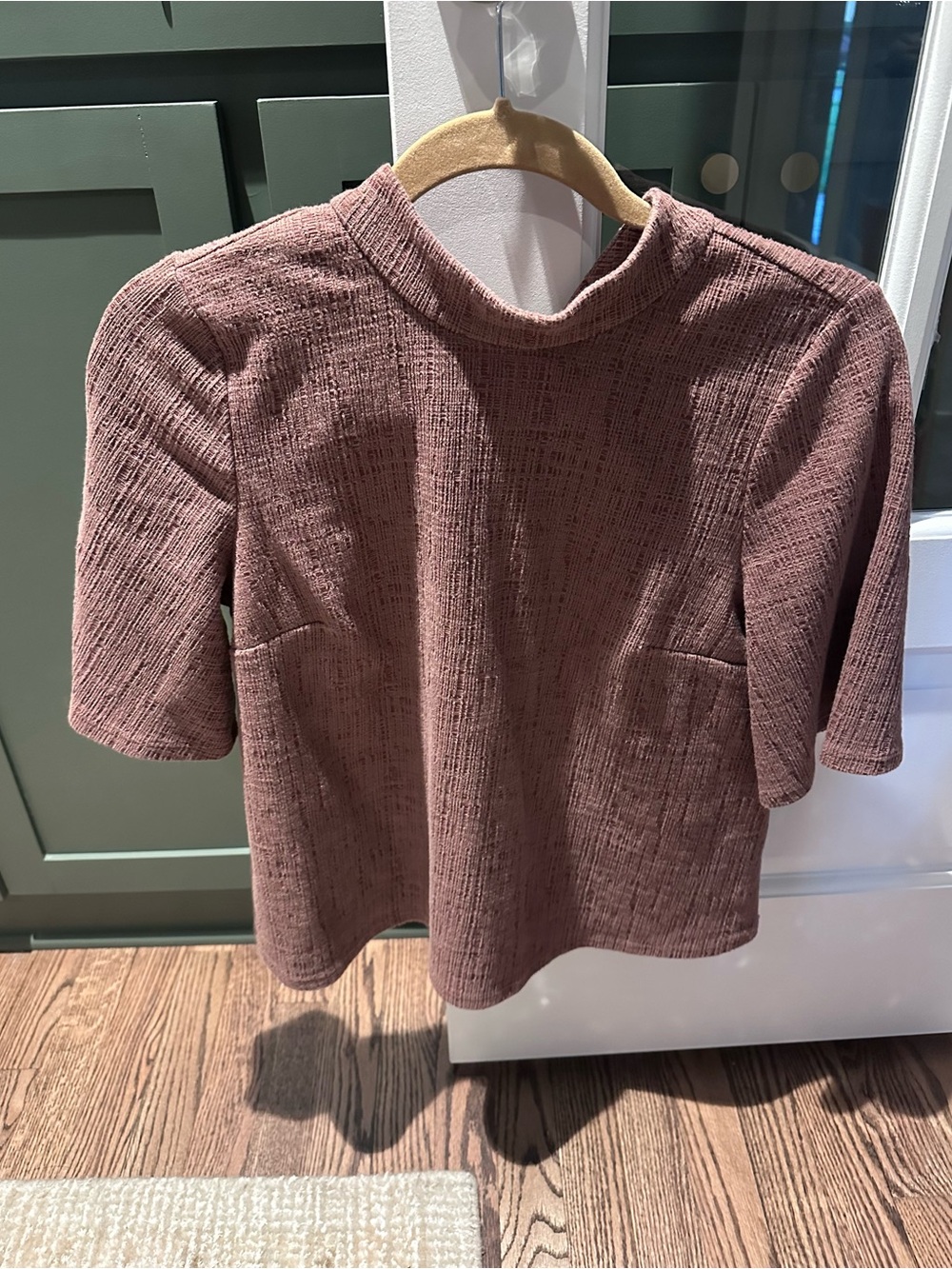 Anthropologie/ Current Air Womens Mock Neck Short Sleeve Top in Brown